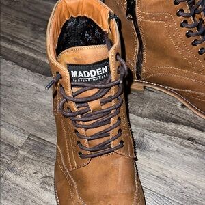 Steve Madden Men's Tan Lace-Up Boots